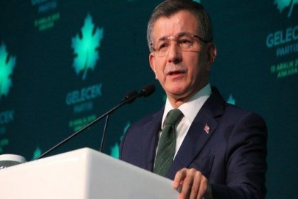 Davutoğlu: Cumhurbaşkanlığı hükümet sistemiyle 300 yıllık devlet kurumlarının içi boşaltıldı