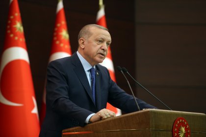 Erdoğan: MİT, 100'ü aşkın FETÖ'cünün ülkemize iadesini sağlamıştır