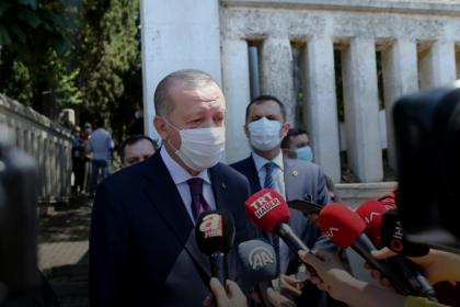 Erdoğan'dan koronavirüs açıklaması: Bayramda çok dikkat edilmeli, limiti iyice aşağıya çekmemiz lazım ki şu beladan kurtulalım