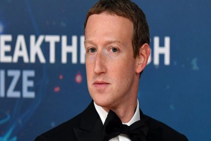 Facebook çalışanlarından Zuckerberg'e Trump protestosu: Toplantıyı terkettiler