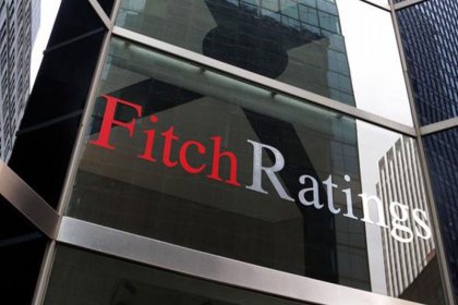 Fitch, Türkiye'nin notunu teyit etti, görünümünü 'negatif'e çekti