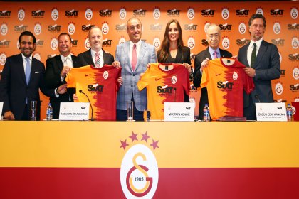 Galatasaray'ın yeni forma sponsoru SIXT oldu