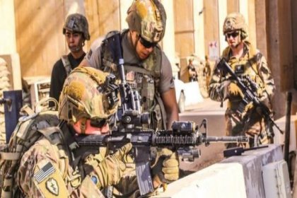 Irak ABD'den Amerikan askerlerinin çekilmesi için Bağdat'a heyet göndermesini istedi