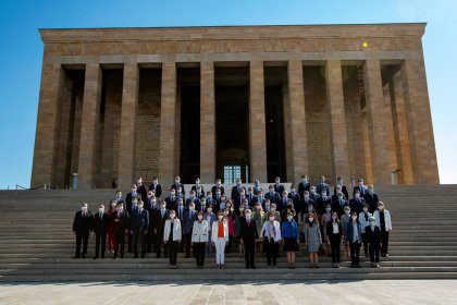 Kılıçdaroğlu ile 37. Olağan Kurultay'da seçilen PM ve YDK üyelerinden Anıtkabir'e ziyaret