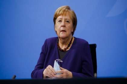 Merkel: Tünelin sonunda ışık görüyoruz