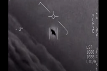 Pentagon UFO görüntülerini yayımladı