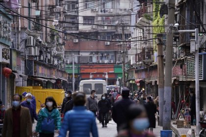 Salgının ortaya çıktığı Wuhan'da 76 gün sonra karantina kaldırıldı