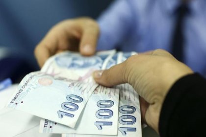 Sosyal yardım alan 2 milyon haneye 1000'er lira destek verilecek