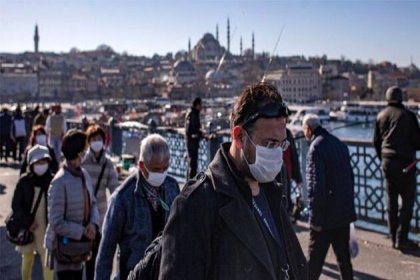 'Türkiye’de salgın tsunami gibi, artık 14 günlük bir kapanma yetmeyebilir'