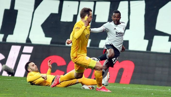 Beşiktaş 2 - 2 MKE Ankaragücü