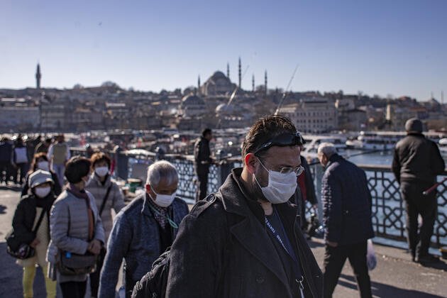 Bilim Kurulu Üyesi Yavuz: İstanbul’da kapalı mekanlarda maskesiz oturmak için çok erken