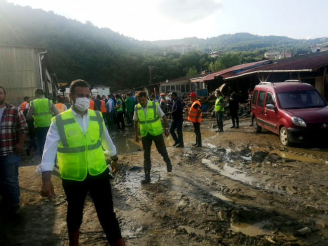 CHP'li Akın: HES, sel felaketini büyüttü