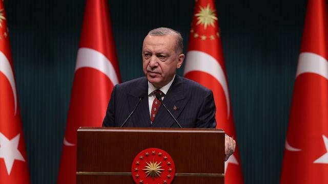 Erdoğan: Kadıköy’de bir kilise duvarının üzerine çıkılarak sergilenen saygısızlığı provokasyon olarak görüyorum