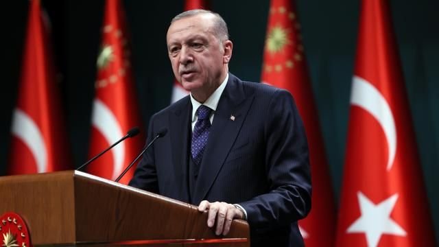 Erdoğan 'sosyal medya demokrasi için ana tehdit' dedi