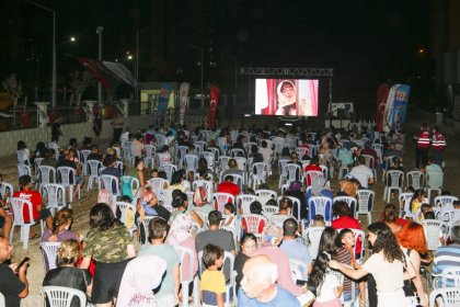 Adana'da sokaklar sinema ile şenlendi