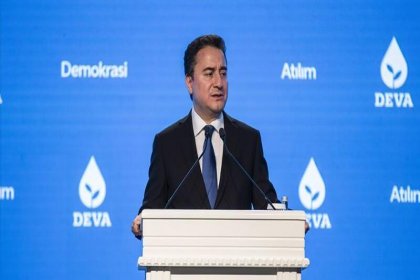 Babacan: Barış sağlanmadıkça Suriyelilerin dönme şansları yok