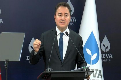 Babacan'dan hükümete: BAE'yle ilgili sözlerinizden hangisi doğru?