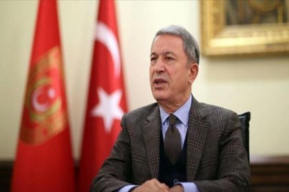 Bakan Akar: Mehmetçiğin moralini bozmayalım, tezkere aynı tezkeredir