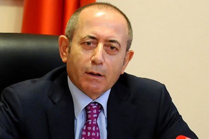 CHP'li Hamzaçebi: Vatandaşları ev vaadiyle dolandıranlar 3 milyar dolar götürdü ama süratli bir devlet takibi olmadı