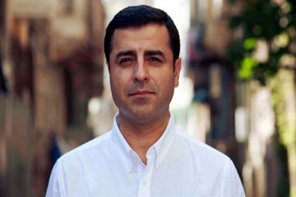 Demirtaş: Hakkımdaki tüm kumpas suçlamalarını mahkemelerde bir bir çürüttük