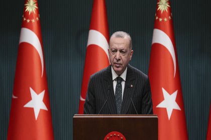 Erdoğan: Gelişmiş ülkeler salgın döneminde temel hizmetlerini sunmakta zorluk çekerken biz her vatandaşımızın yanında yer aldık