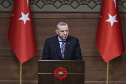 Erdoğan: Televizyonuyla, filmiyle, dizisiyle, internetiyle ailemize yönelik çok büyük operasyonlar çekiliyor