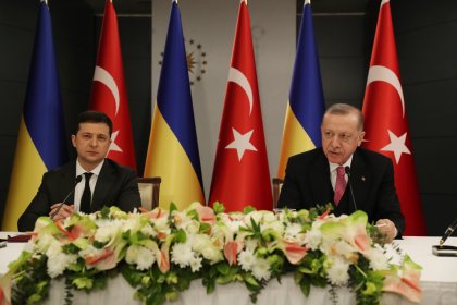 Erdoğan Ukrayna Devlet Başkanı Zelensky ile görüştü: 'İş birliğimiz hiçbir suretle üçüncü ülkelere karşı bir girişim değildir'