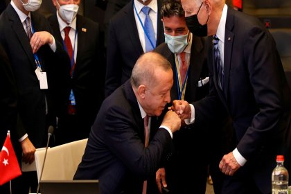 Erdoğan’ın danışmanından Financial Times’a fotoğraf tepkisi