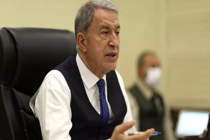 Hulusi Akar: Komuta heyetine dil uzatmayı adet haline getiren ordubozanlar var