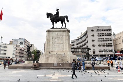 Ulus Atatürk Anıtı 94 yıl sonra restore edildi