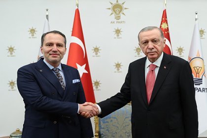 Erdoğan, Yeniden Refah Partisi Genel Başkanı Erbakan’ı kabul etti