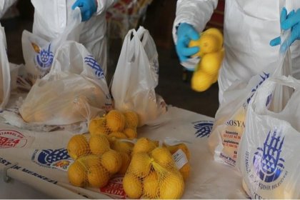 İBB'nin vatandaşa ücretsiz dağıttığı 100 ton limonla ilgili kurmaca haber yapanlar ceza aldı