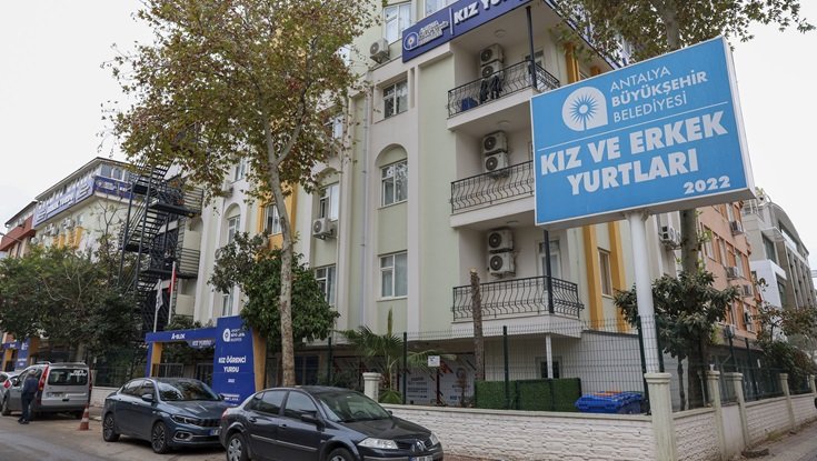 Antalya Büyükşehir Belediyesi Yurtları, öğrencilere sıcak yuva oldu