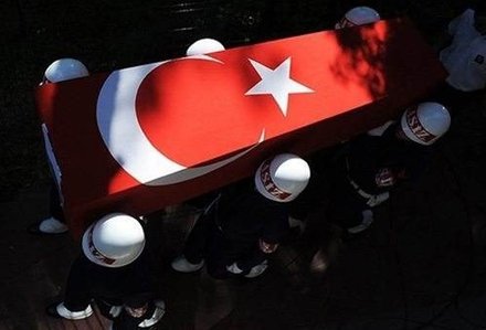 Isparta'da askeri helikopter düştü: 6 askerimiz şehit oldu