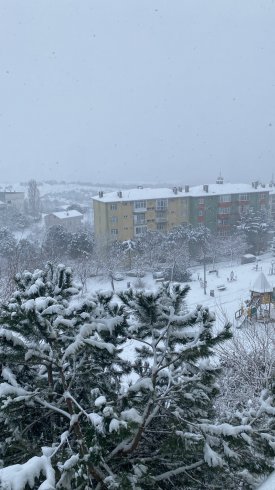 İstanbul'da yılın ilk kar yağışı başladı