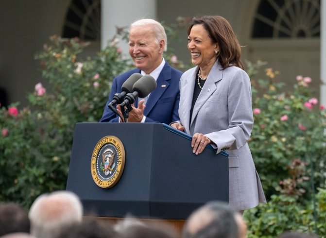 Kamala Harris'ten açıklama; Başkanın desteğini almaktan onur duyuyorum ve niyetim bu adaylığı hak edip kazanmaktır!