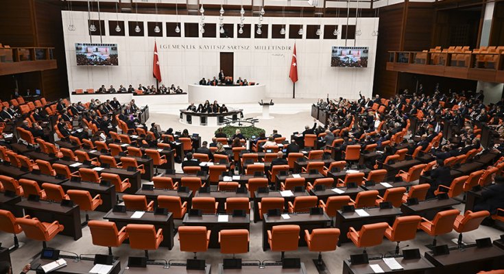 Kamuda tasarruf tedbirlerine ilişkin düzenlemeler içeren kanun teklifi TBMM genel kurulunda görüşülüyor