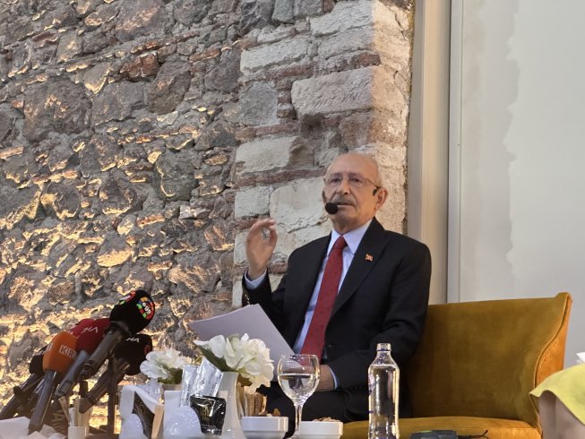 Kemal Kılıçdaroğlu, İzmir'de sansürün kaldırılışının 116. yılında düzenlenen 'Basın Özgürlüğü Buluşması'nda konuştu