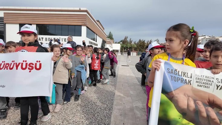 Manavgat'ta Toprağa Saygı Yürüyüşü düzenlendi