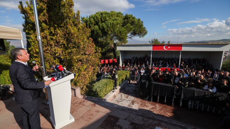 Özgür Özel: 'Erdoğan… Trikopis’in mi Yoksa Mustafa Kemal’in Tarafında mı Duracaksın?'