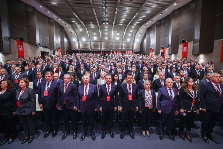 Özgür Özel: 'Gazi’nin Partisi Birdir, Ayaktadır, İktidara Yürümektedir'