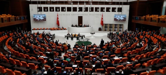 TBMM Genel kurulunda Kıbrıs Barış Harekatı’nın 50. yıl dönümüne ilişkin tezkere okunarak kabul edildi