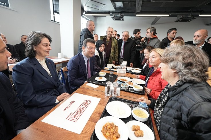 Üsküdar Belediyesi’nin Yavuztürk Mahallesi’nde hizmete aldığı Kent Lokantası açıldı