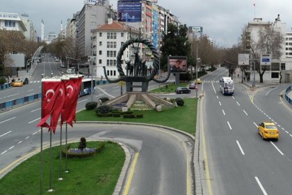 Cumhuriyet Bayramı kutlamaları dolayısıyla 29 Ekim'de Ankara'da bazı yollar trafiğe kapatılacak