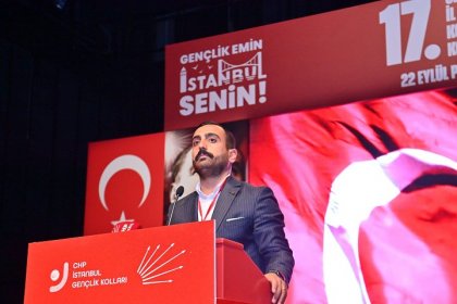 Erdem Kara yeniden CHP İstanbul Gençlik Kolu Başkanı seçildi