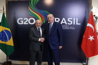 G20 için Brezilya'da bulunan Erdoğan, Brezilya Devlet Başkanı Lula da Silva ile görüştü