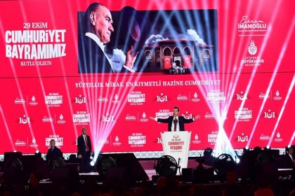 İBB Başkanı Ekrem İmamoğlu; Cumhuriyet; bizim karakterimiz, en değerli mirasımızdır. Bu yürüyüş, milletin yürüyüşüdür. 86 milyon yurttaşımızın yürüyüşüdür!