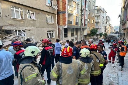 İstanbul’da 7 katlı binada çökme oldu; bina ve çevredeki binalar tedbir amaçlı tahliye edildi