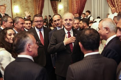 TBMM Başkanı Kurtulmuş, yeni yasam yılı resepsiyonunda soruları yanıtladı