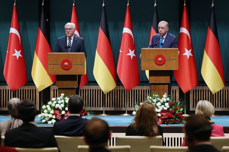 Erdoğan, Almanya Cumhurbaşkanı Steinmeier ile görüştü; Gazze’de ilan edilen ateşkesin muhafazası için herkese büyük sorumluluklar düşüyor!